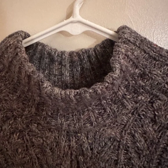Women’s grey sweater size Small 4/6 - Picture 2 of 3